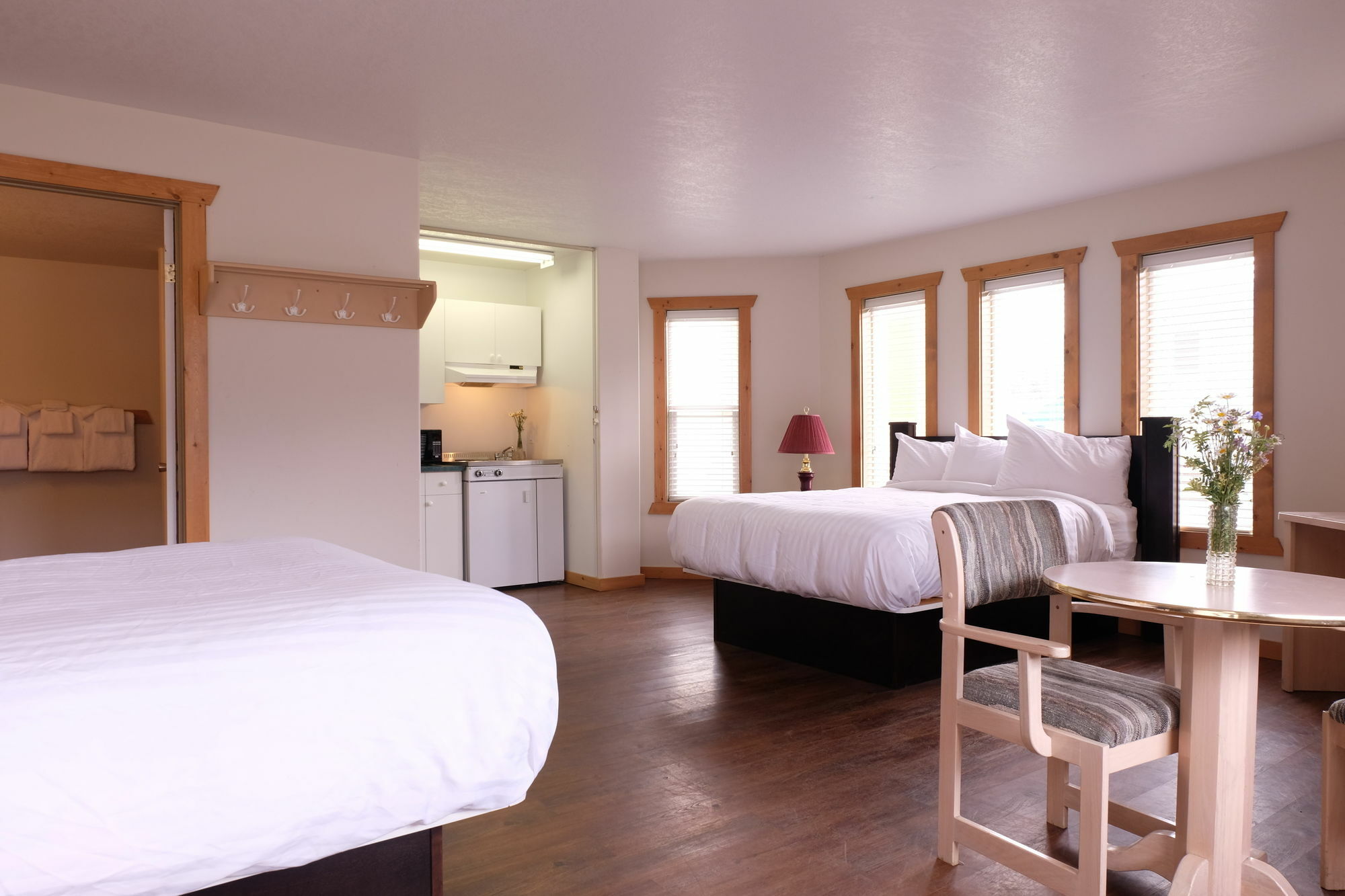 Golden Village Lodge Екстериор снимка